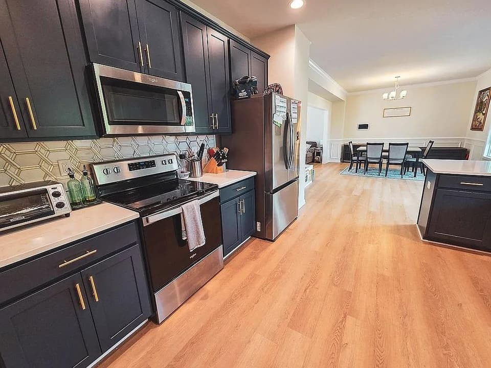 920 Holland Loop NW, photo 13 of 19