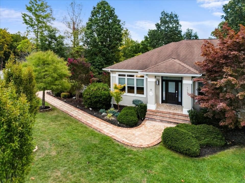 1311 Walnut Ridge Road, photo 7 of 40