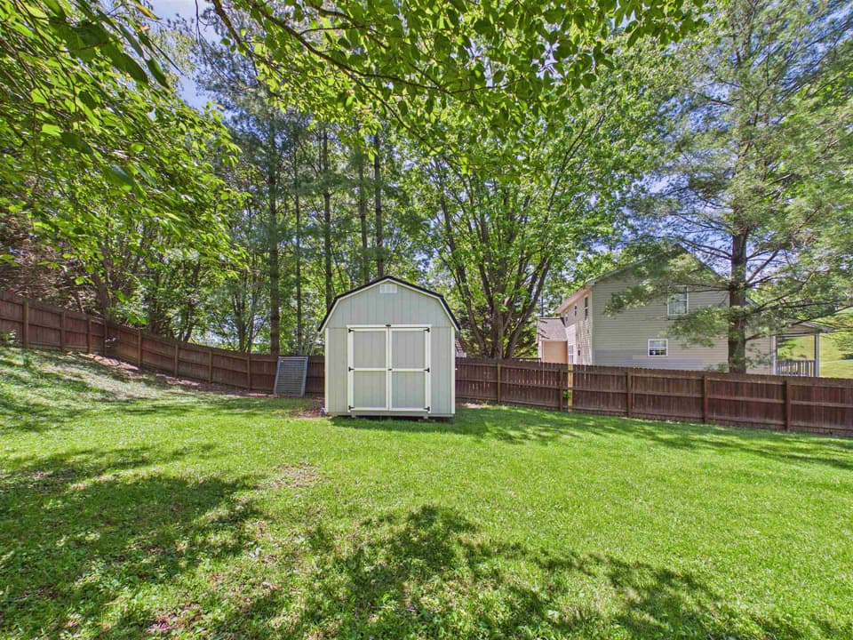 1525 Sleepy Hollow Road, photo 20 of 40