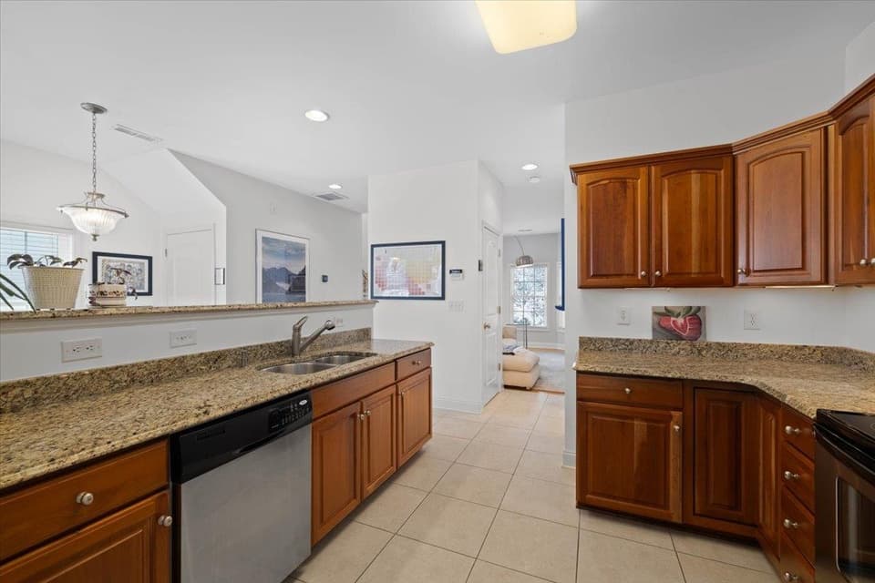 95 Phoenix Boulevard NW, photo 12 of 31