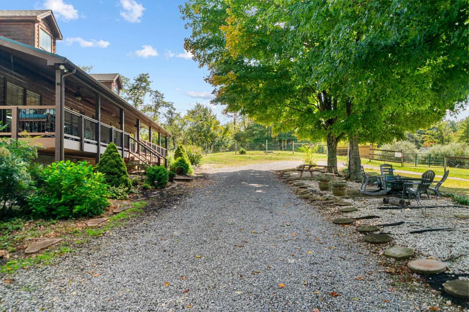 2893 Spring House Road, photo 7 of 40