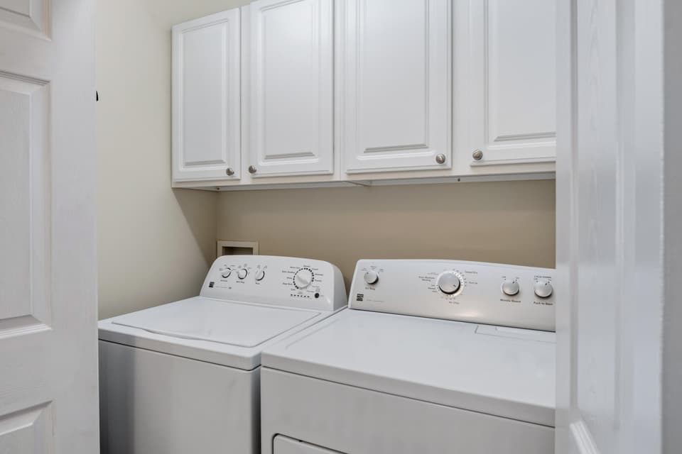 145 Blue Leaf Drive, photo 17 of 40