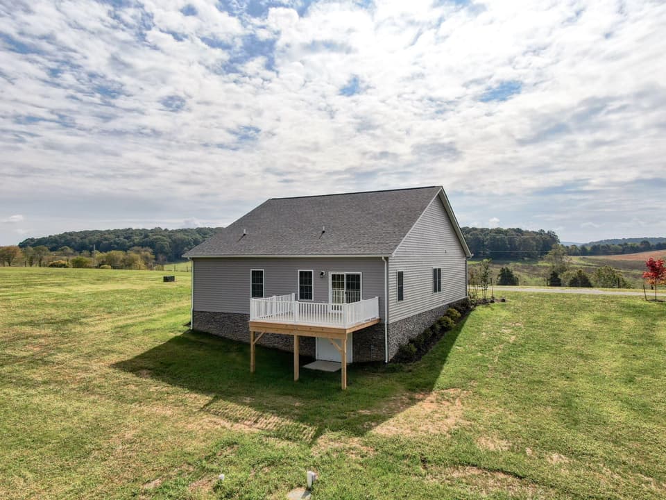 4131 Stanley Road, photo 4 of 34