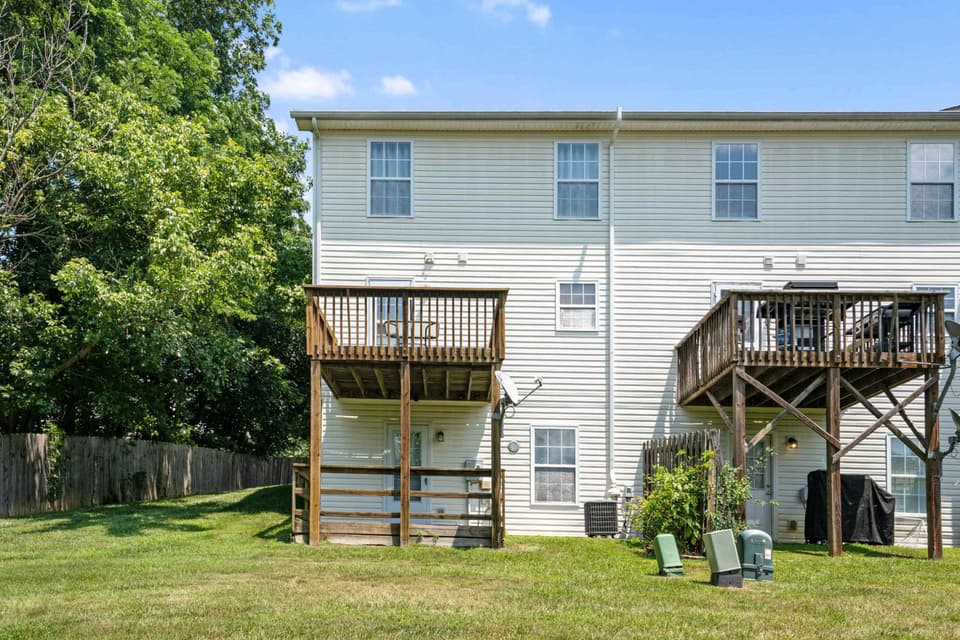 155 Charleston Lane, photo 38 of 38