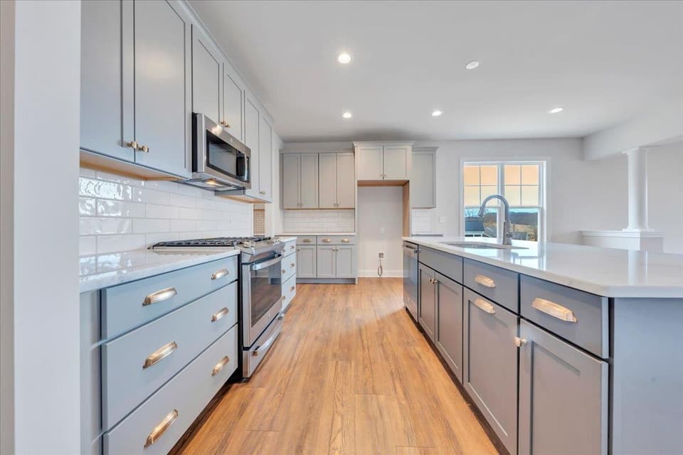 1135 Round Meadow Drive, photo 13 of 40