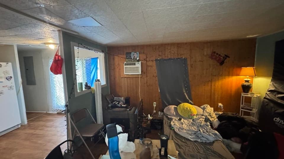 475 Stone Street, photo 3 of 10