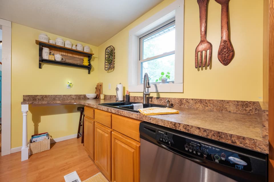 2056 Radford Road, photo 22 of 40