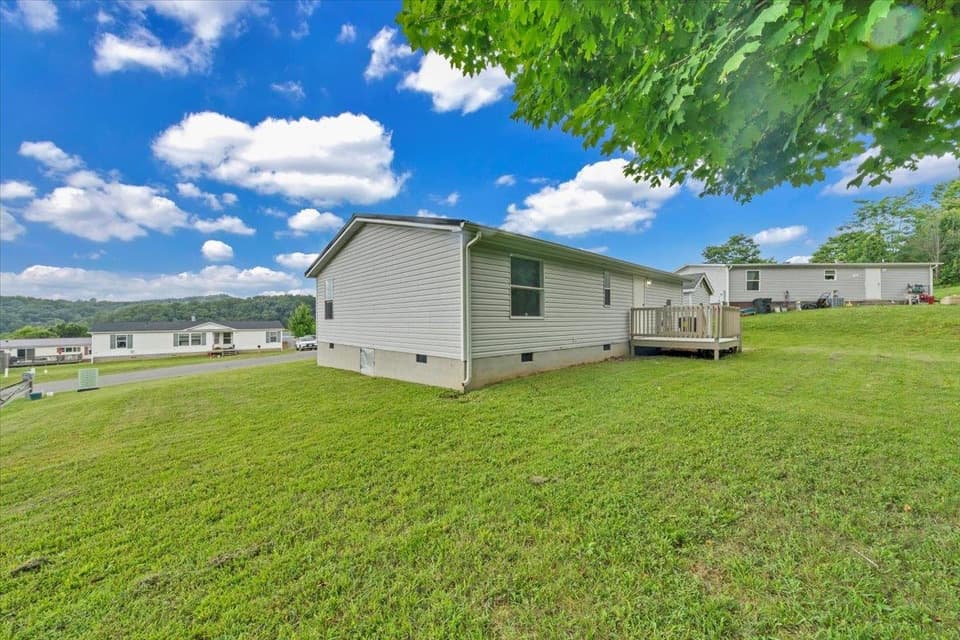 1631 Blue Spruce Drive, photo 25 of 33