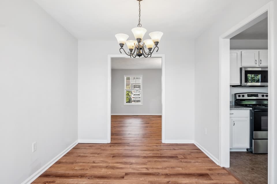 145 Wistaria Drive, photo 15 of 40