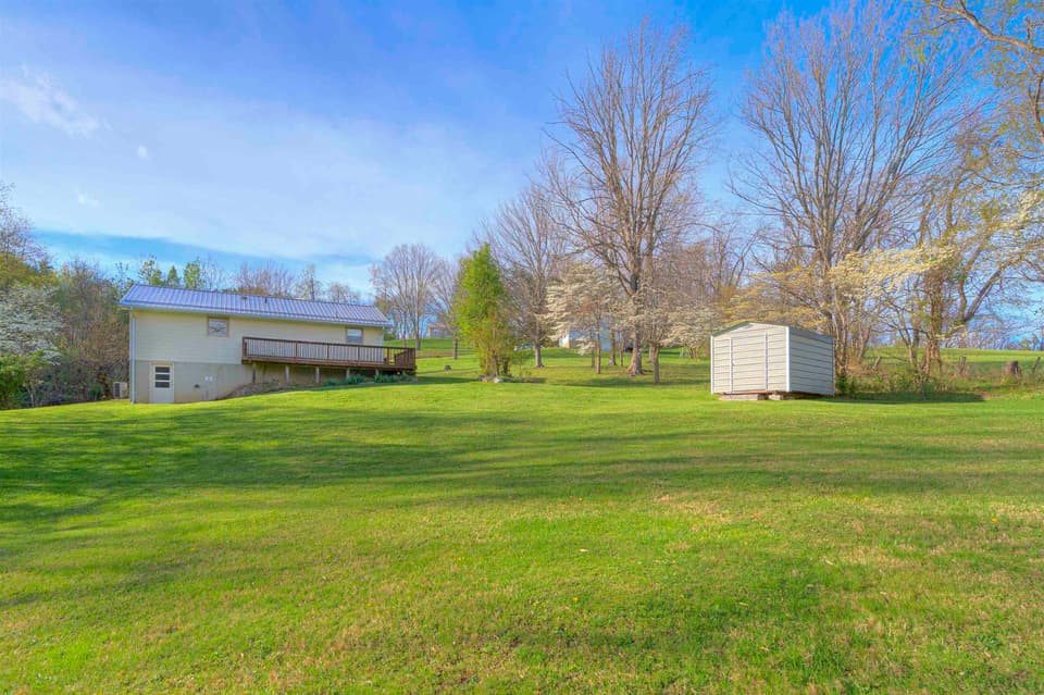 55 Crestview Street, photo 10 of 34