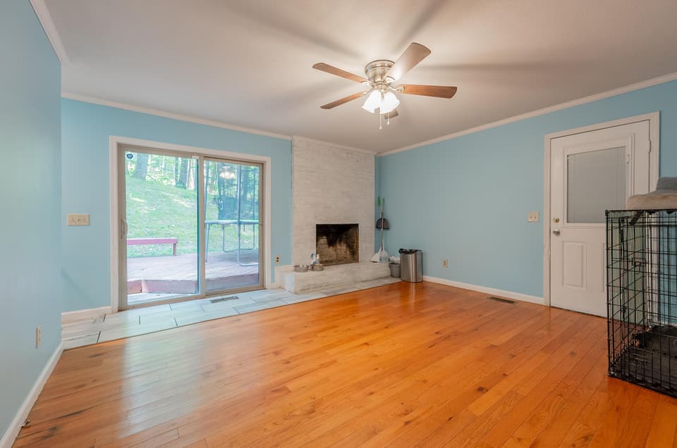 1265 Chestnut Drive, photo 15 of 40