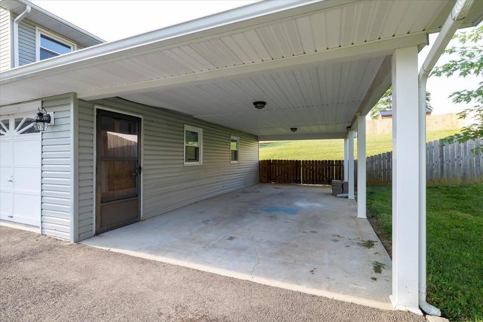 870 Cambria Street NW, photo 26 of 40