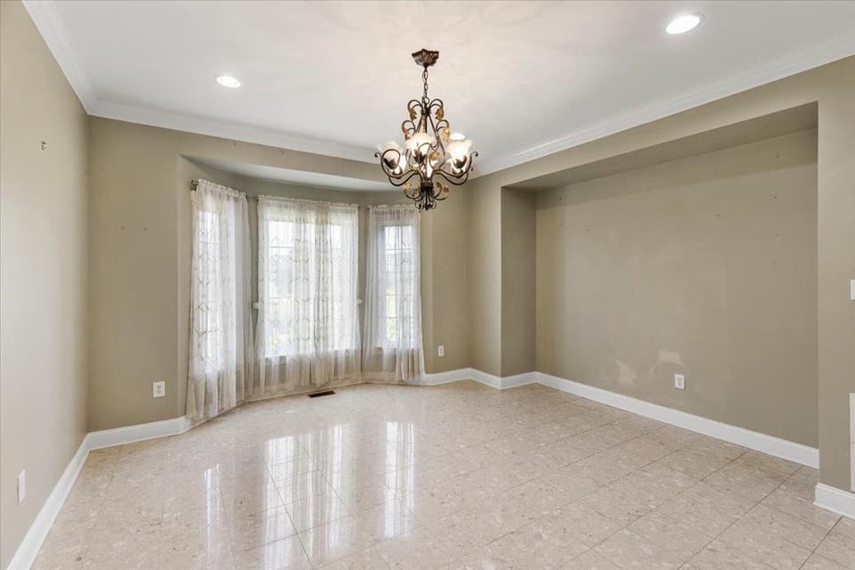 2251 Lake Vista Drive, photo 38 of 40