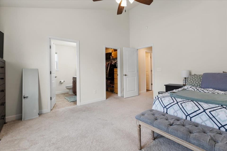 325 John Adams Drive, photo 20 of 40