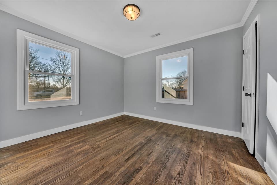4090 Roanoke St, photo 16 of 36
