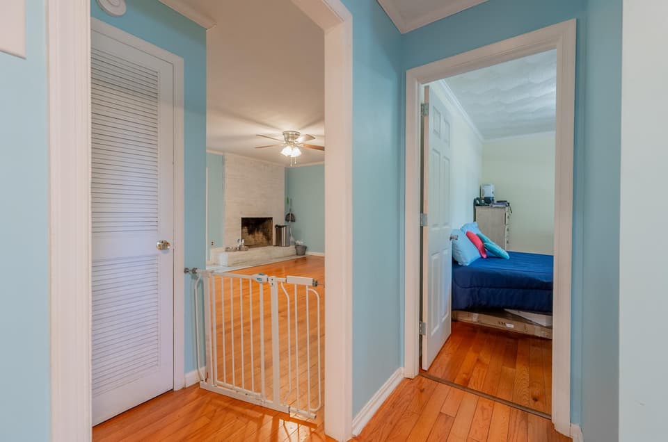 1265 Chestnut Drive, photo 9 of 40
