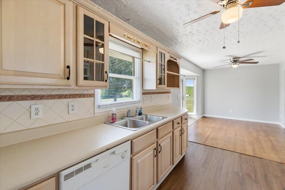 2105 Childress Road, photo 21 of 40