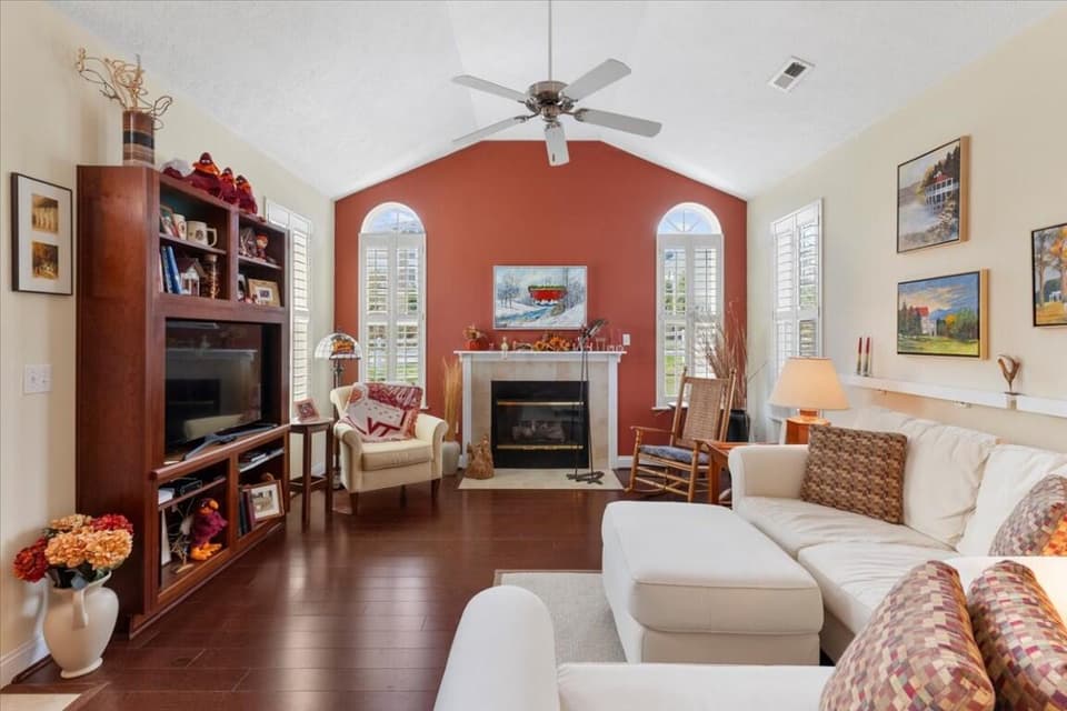 45 Washington Ave 29-1 Unit 291, photo 9 of 37