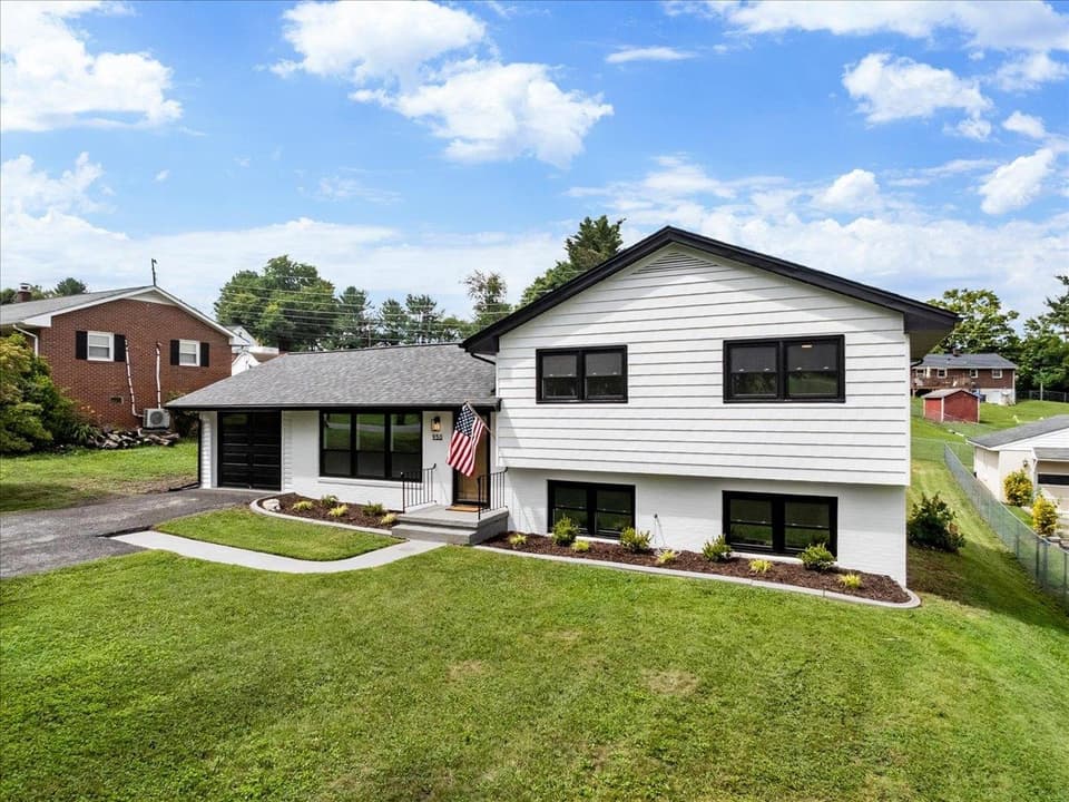 950 McHenry Avenue, photo 5 of 40