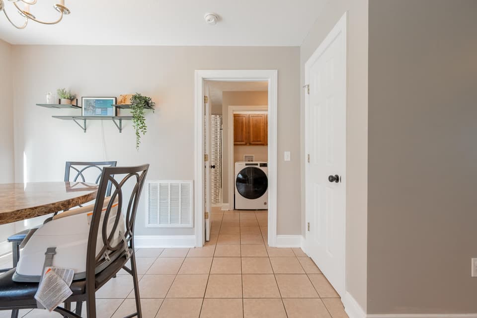 780 Oaktree Boulevard, photo 30 of 40