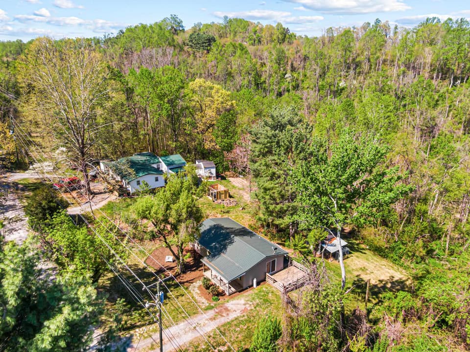 2274 Gingerbread Road, photo 9 of 39