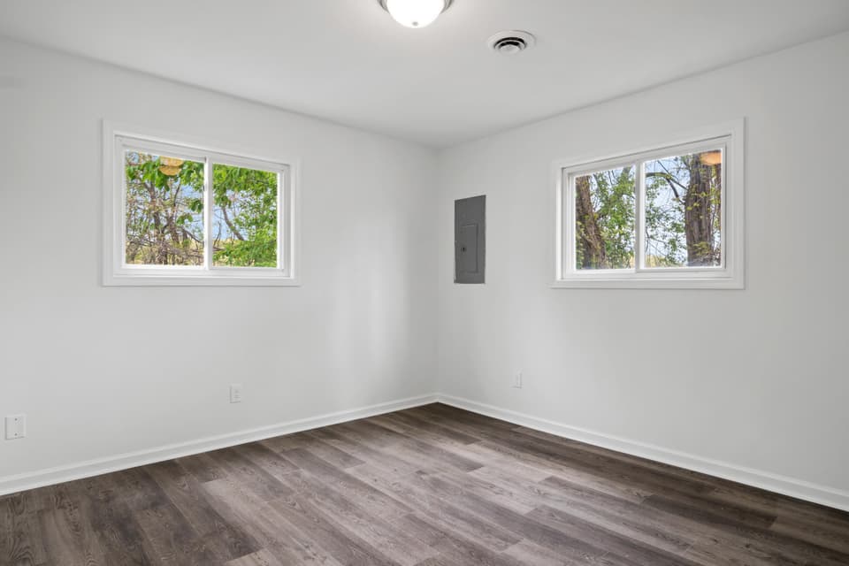 130 East Street, photo 33 of 36