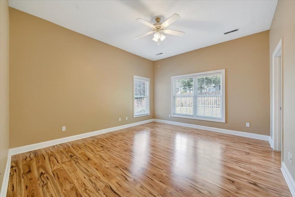 230 Meadow Drive, photo 20 of 40