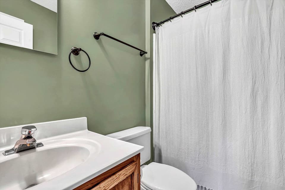 185 Howery Street, photo 31 of 40