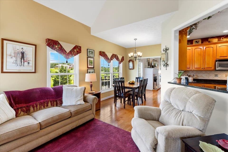 2280 Lake Vista Drive, photo 11 of 40