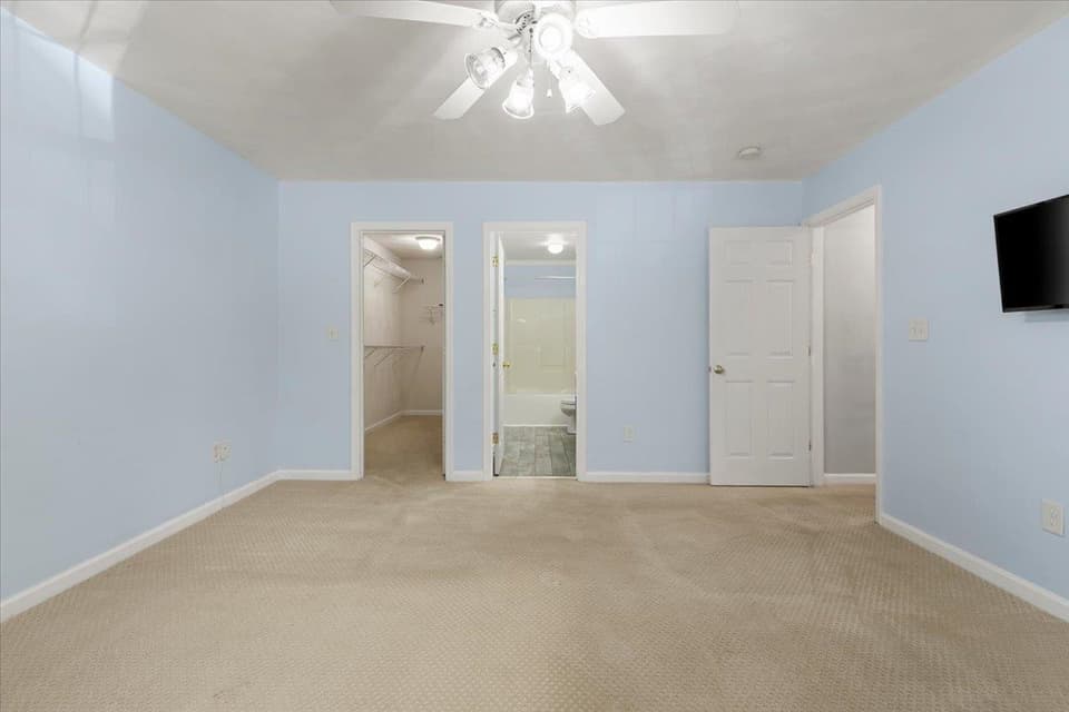 305 Sequoia Circle, photo 27 of 40
