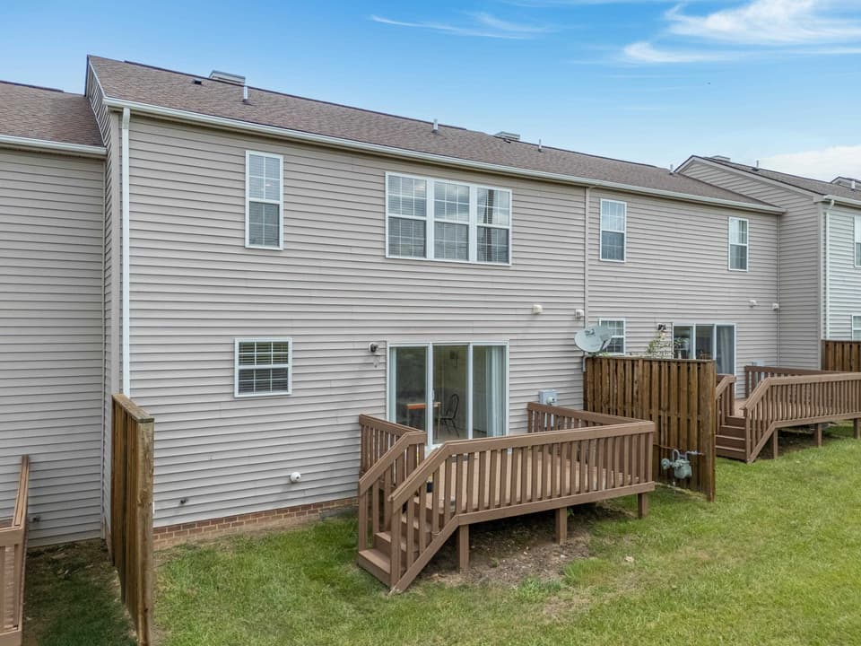 320 Tall Oak Boulevard, photo 36 of 40