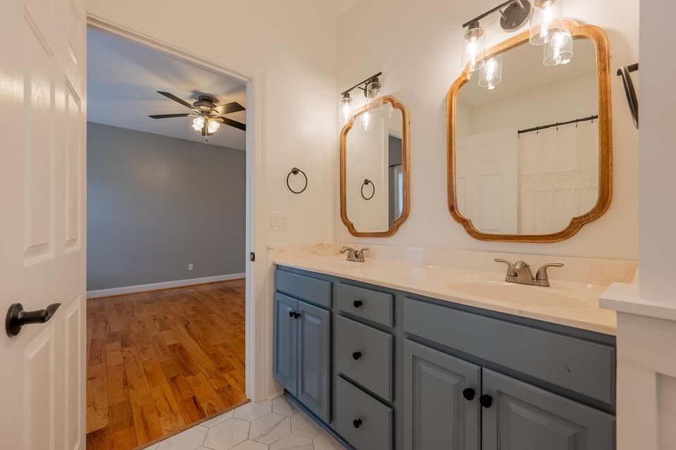 305 Meadow Drive, photo 35 of 40