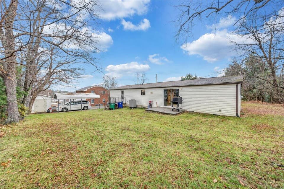 505 Quesenberry St, photo 18 of 21