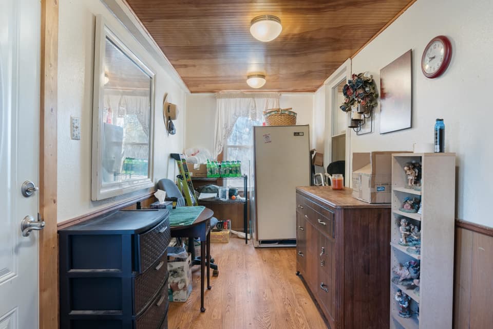 1531 Blair Street, photo 2 of 39
