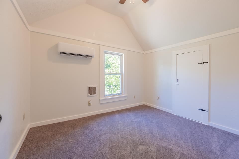 770 Montgomery Street, photo 31 of 40