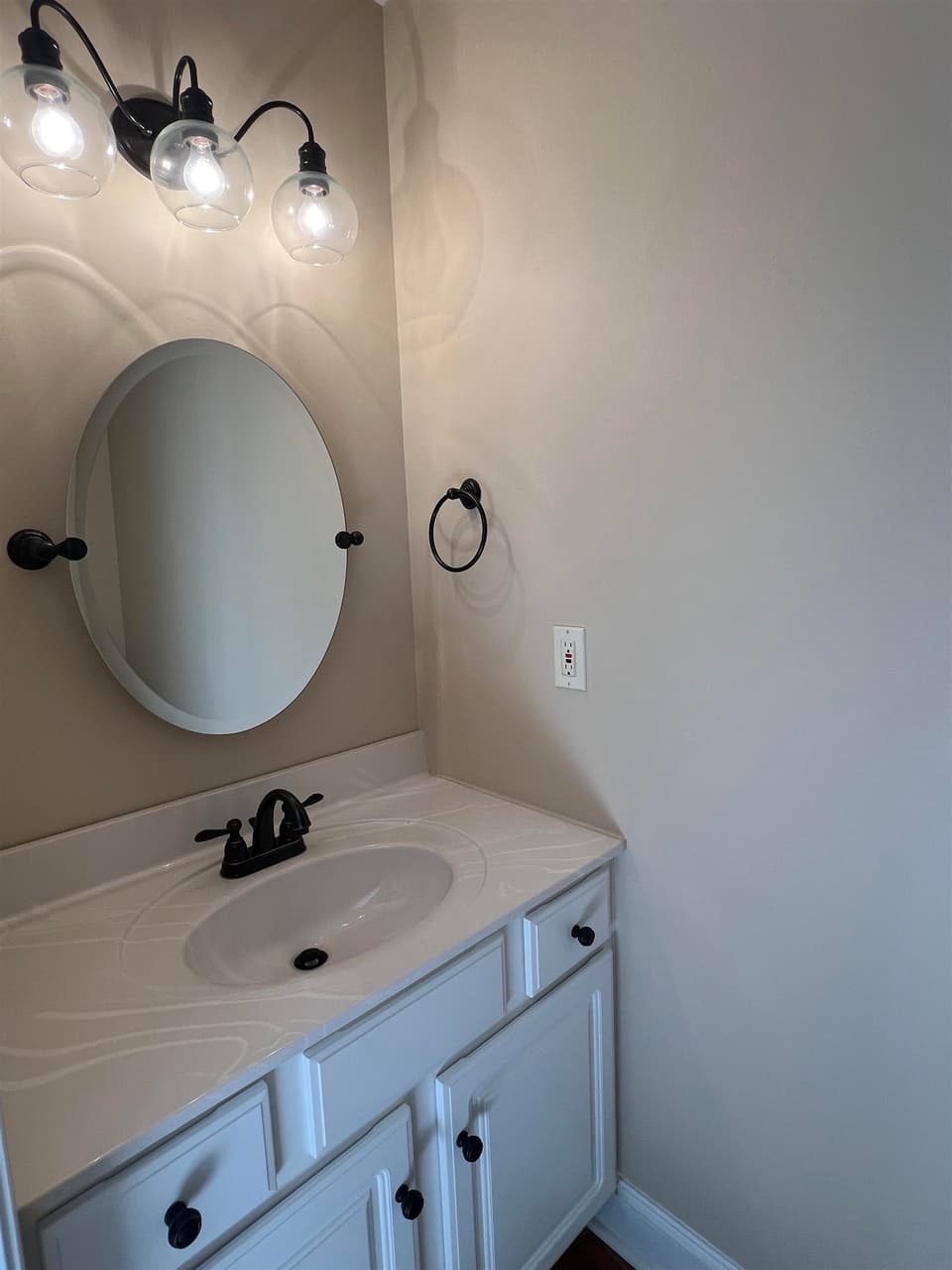 135 Willow Oak Drive, photo 6 of 23