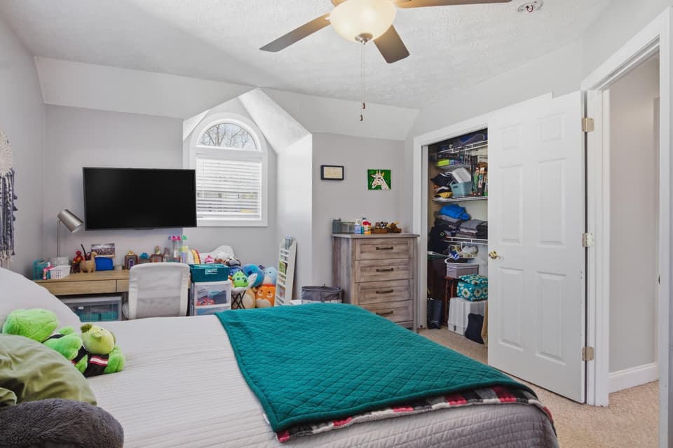 265 Robert Street, photo 26 of 40