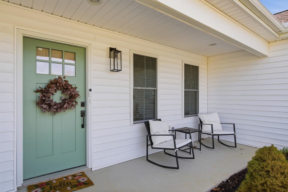 165 Ash Drive, photo 2 of 40