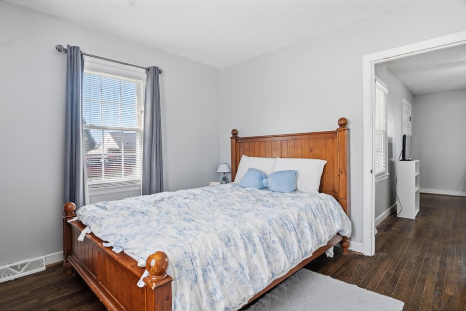 4 Lee Hy Court, photo 14 of 32