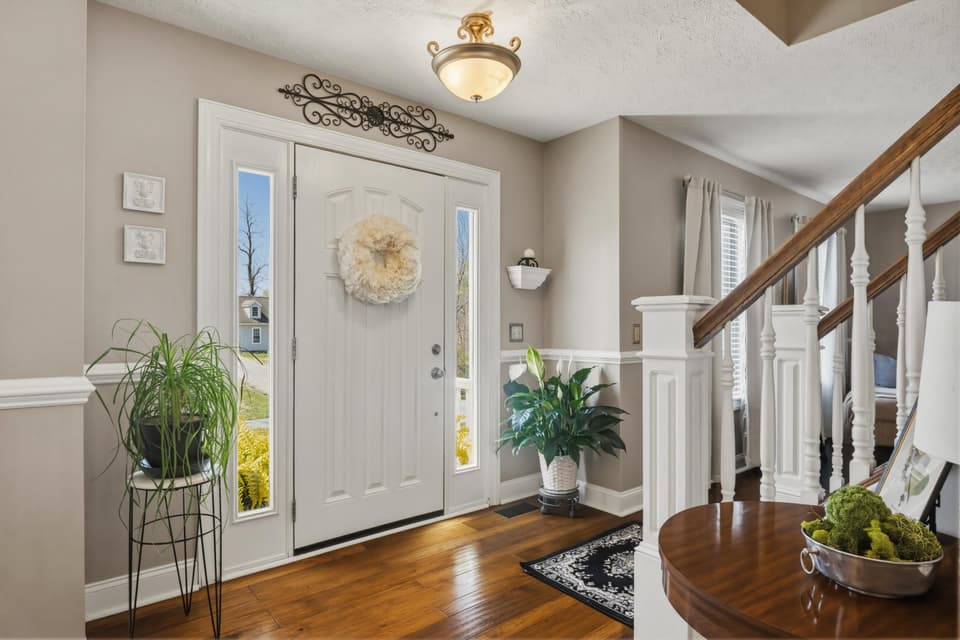 450 Tower Road, photo 6 of 40