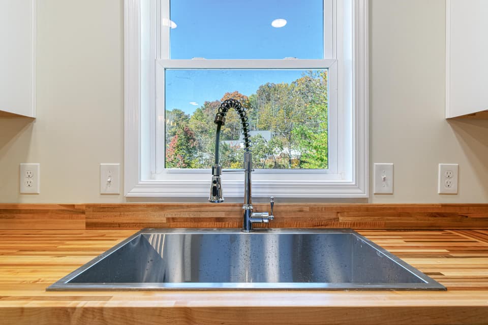 335 John Lemley Lane, photo 13 of 40