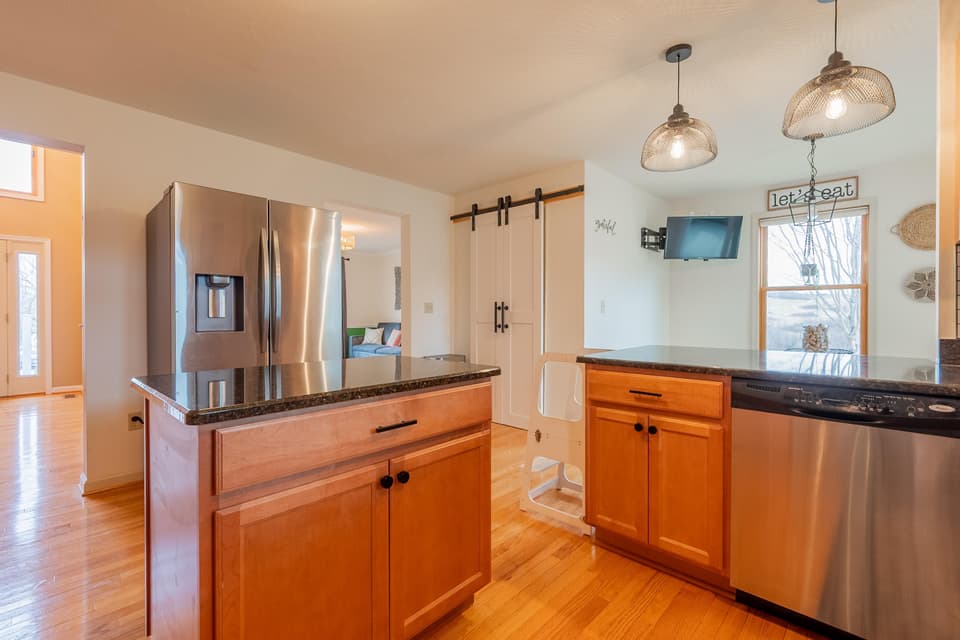 160 Spring Buck Lane, photo 21 of 40