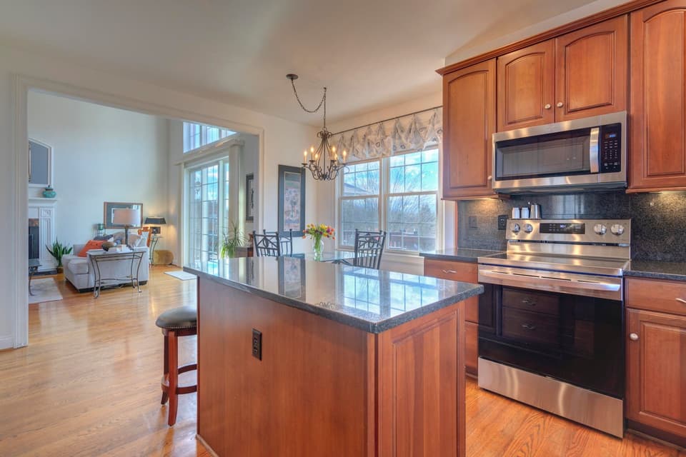 120 Cedar Bluff Drive, photo 26 of 40