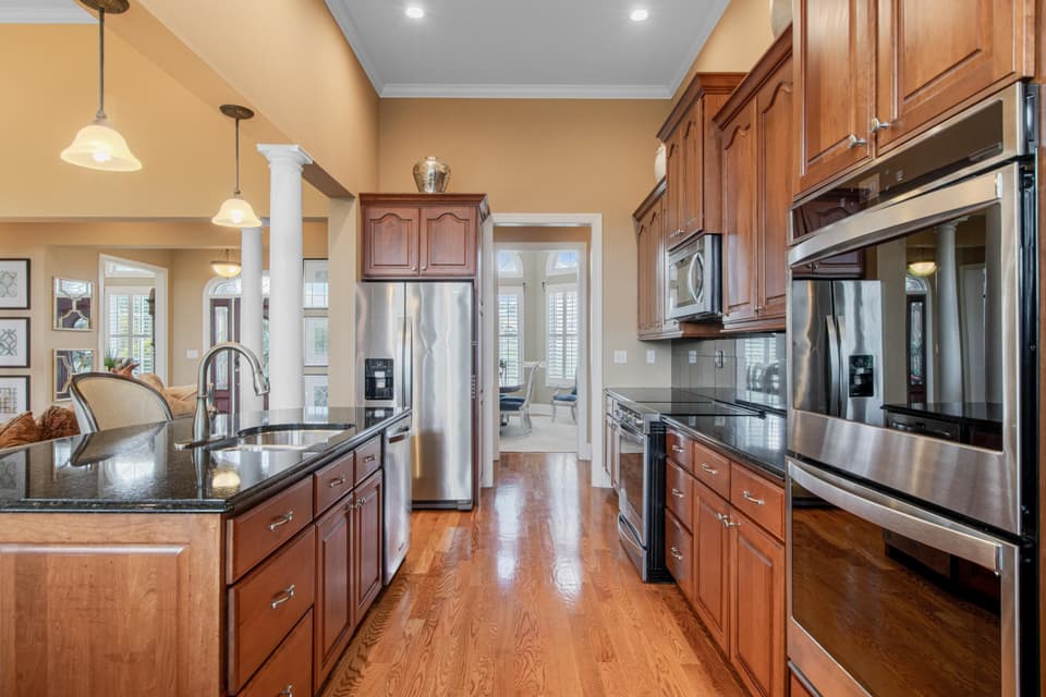 2221 Peakland Way, photo 37 of 40
