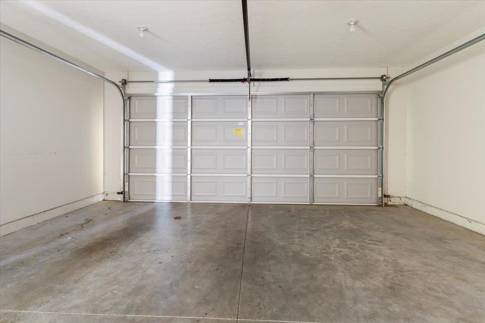 2100 Glade Drive SE, photo 18 of 40