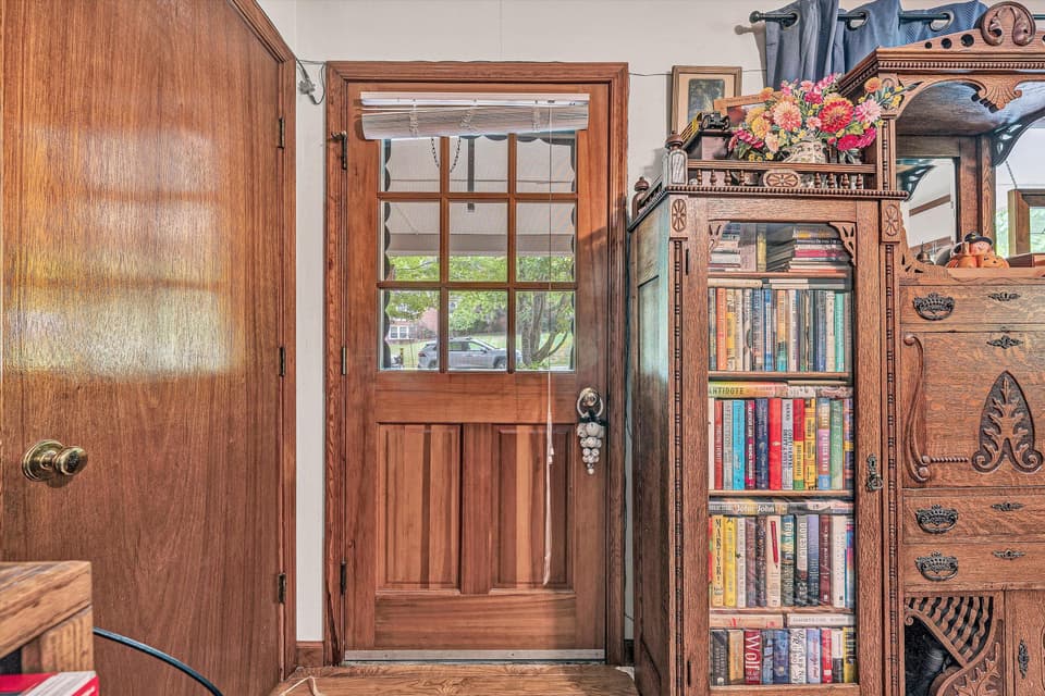 2671 Beulah Ln, photo 9 of 38
