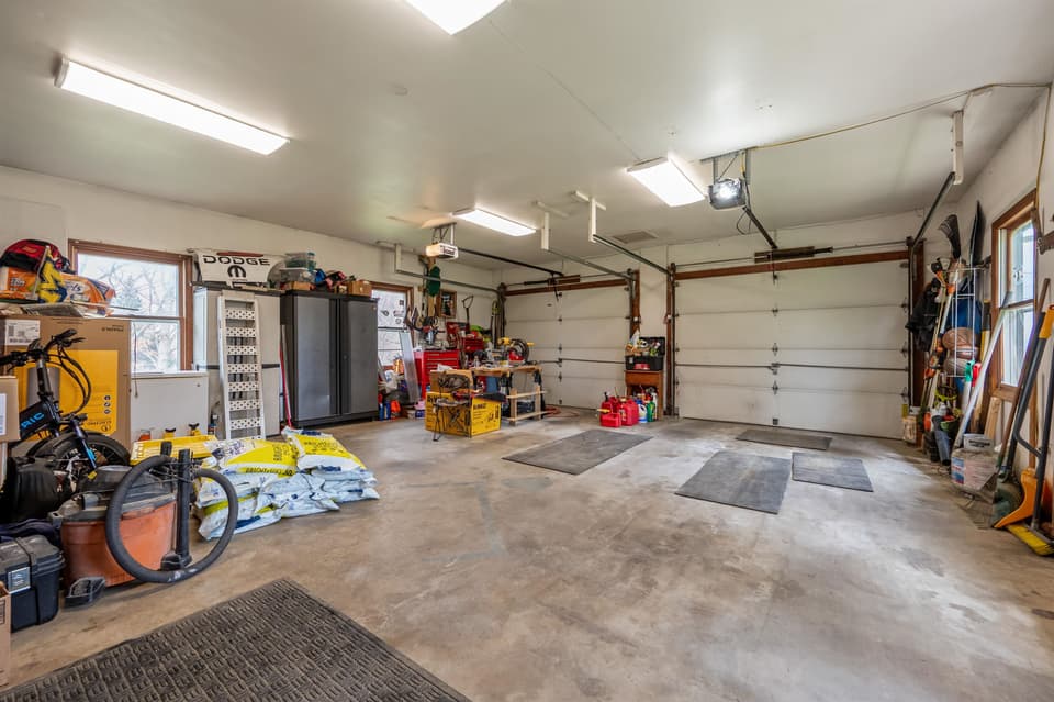 1380 Dow Street, photo 32 of 40