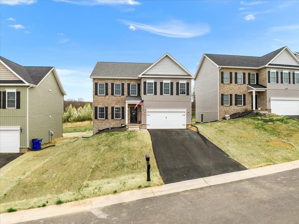 980 Holland Loop NW, photo 6 of 40