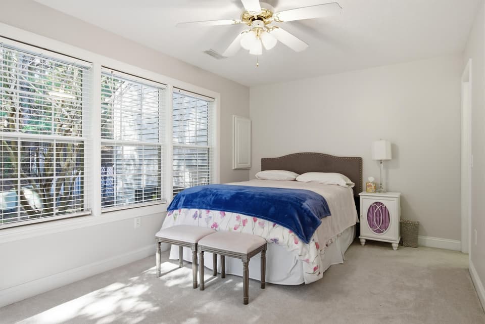 450 Silver Leaf Drive, photo 18 of 27