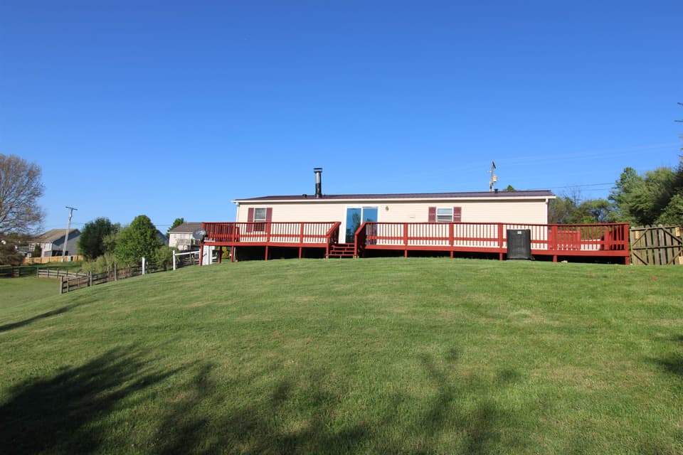 1235 Peppers Ferry Road NW, photo 4 of 29